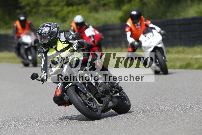 /Archiv-2024/17 01.05.2024 Speer Racing ADR/Instruktorengruppe/unklar